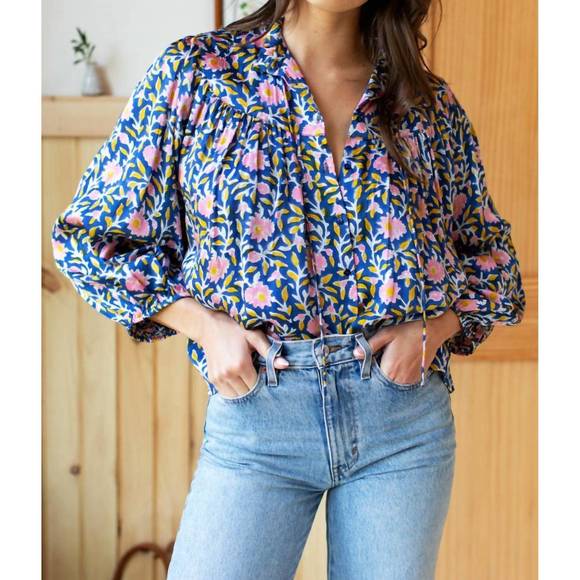 EMERSON FRY Tops - NEW EMERSON FRY emmaline blouse in blue chrysanthemum